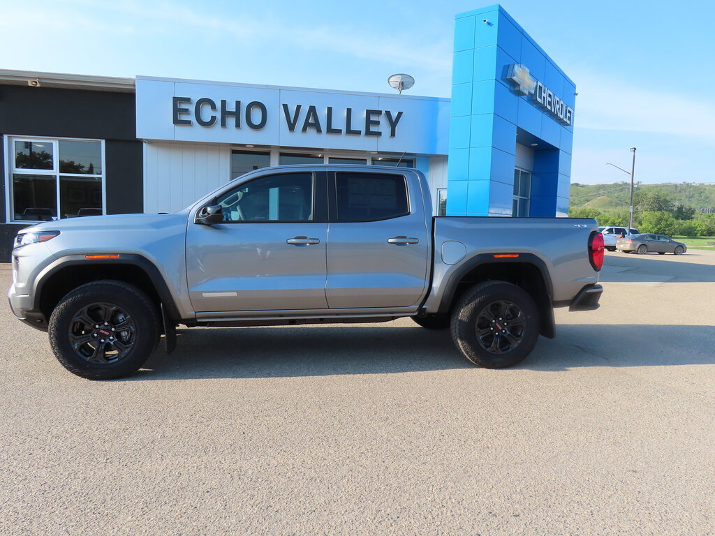 2025 GMC Canyon Elevation 2.7L 4x4