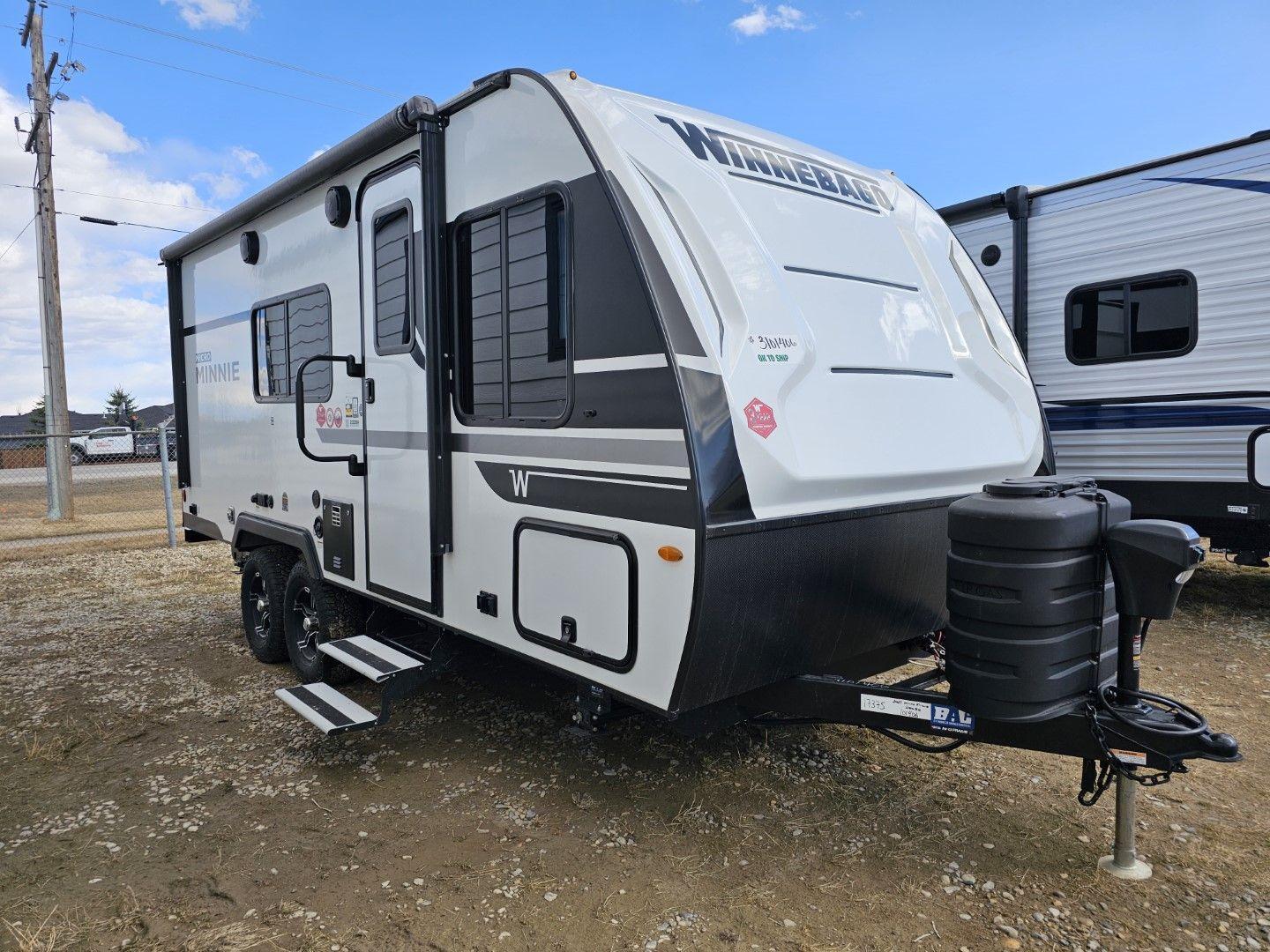 2025 Winnebago Micro Minnie 2100 BH