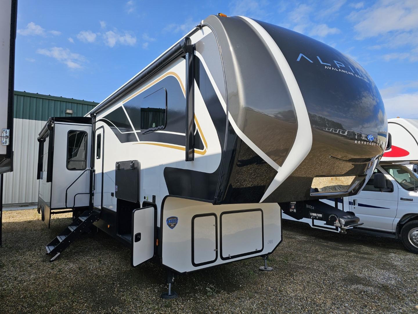 2025 Keystone RV Avalanche 390 DS