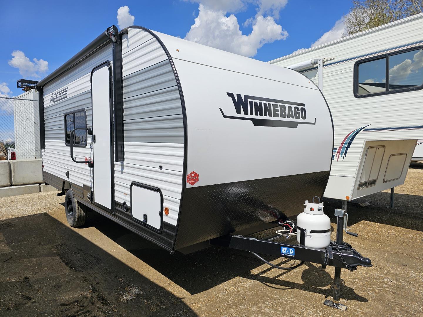 2025 Winnebago Access 18 DBH