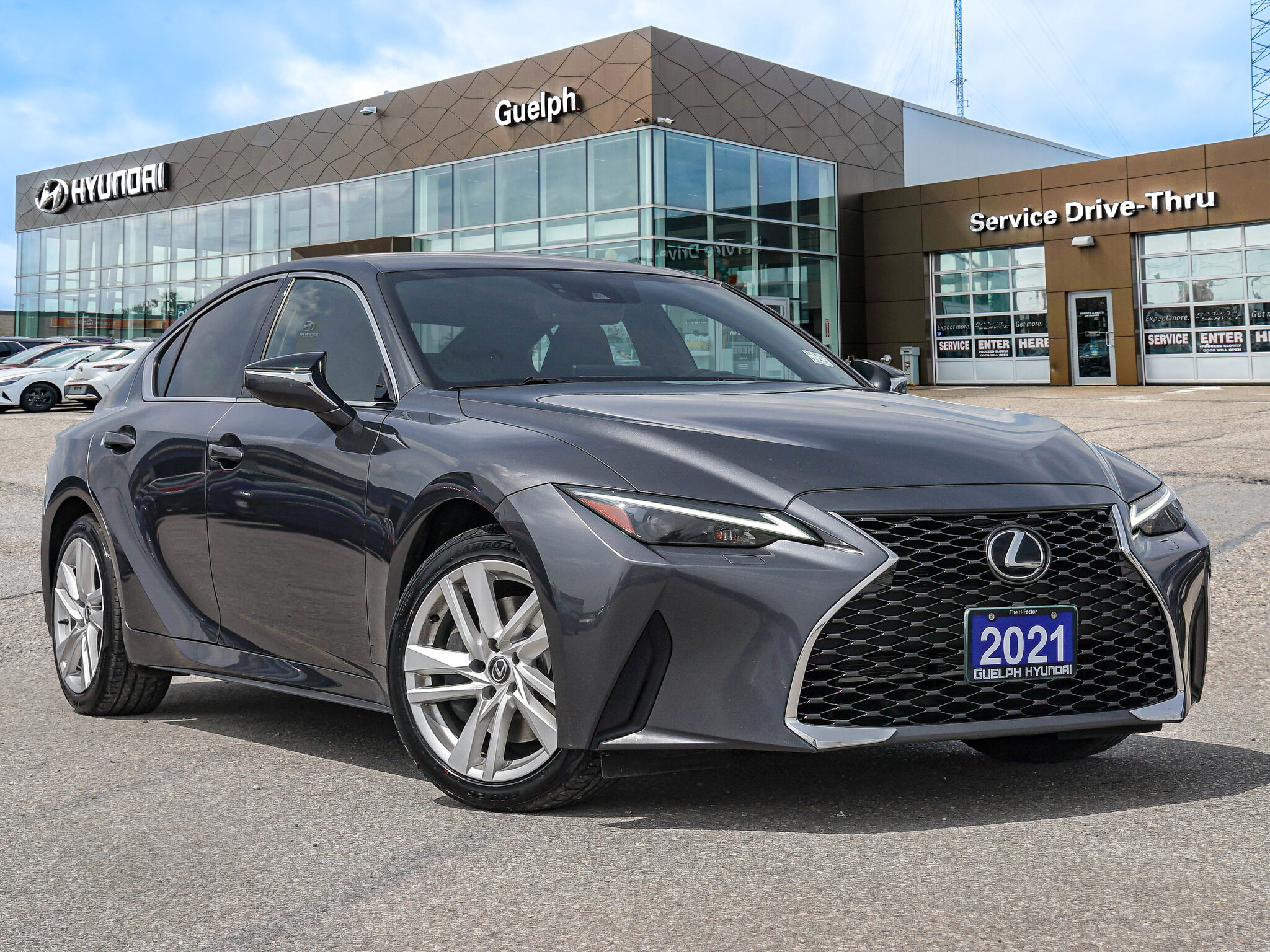 2021 Lexus IS