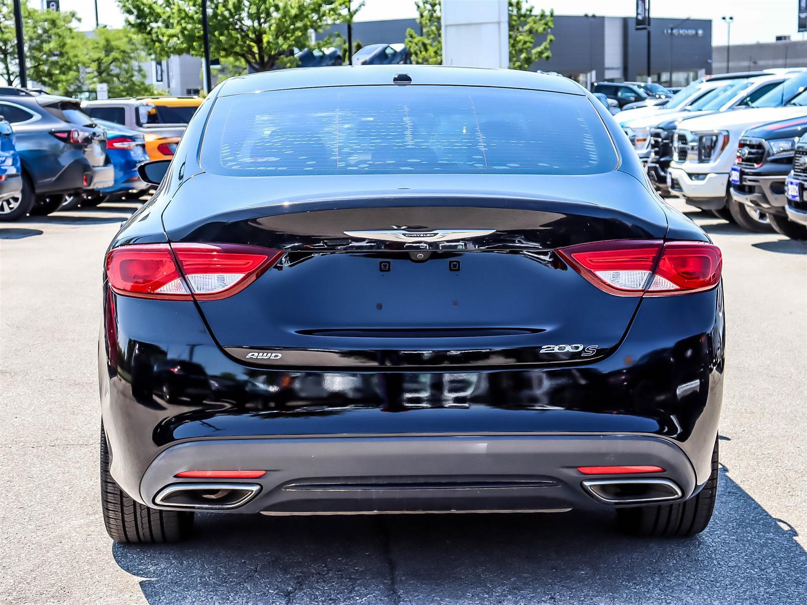 2016 Chrysler 200