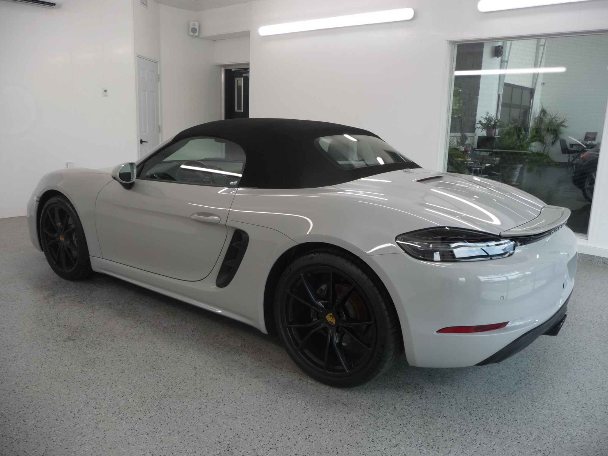 2021 Porsche 718 Boxster