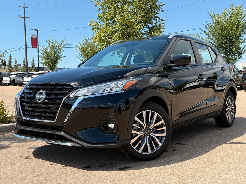 2025 Nissan Kicks Play SV | Remote Start | Heated Seats and Wheel