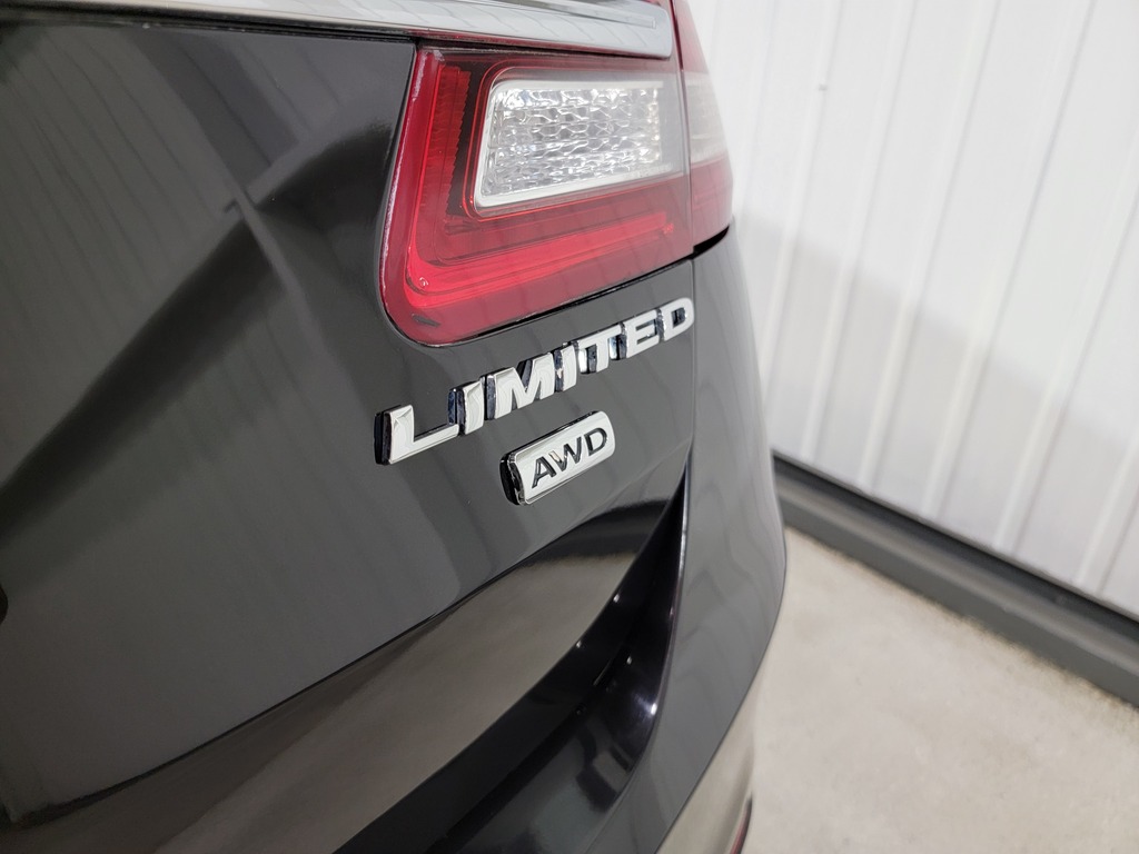 Ford Taurus 2019
