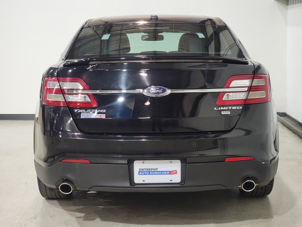 Ford Taurus 2019