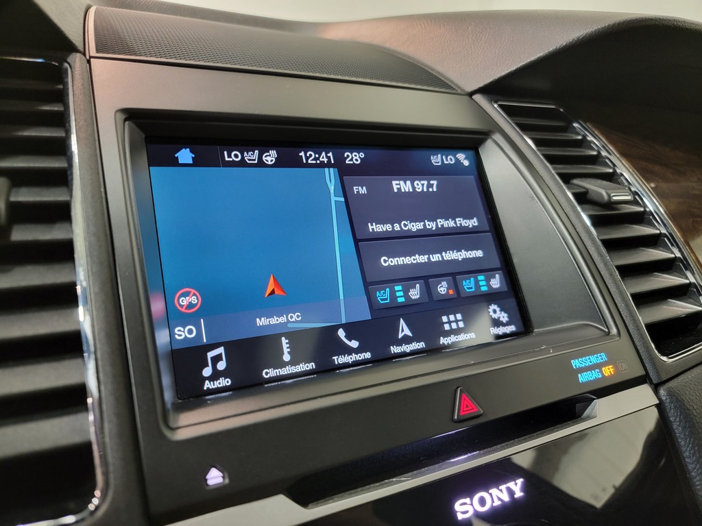 Ford Taurus 2019
