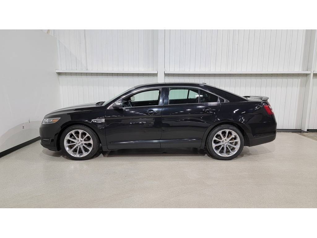 Ford Taurus 2019