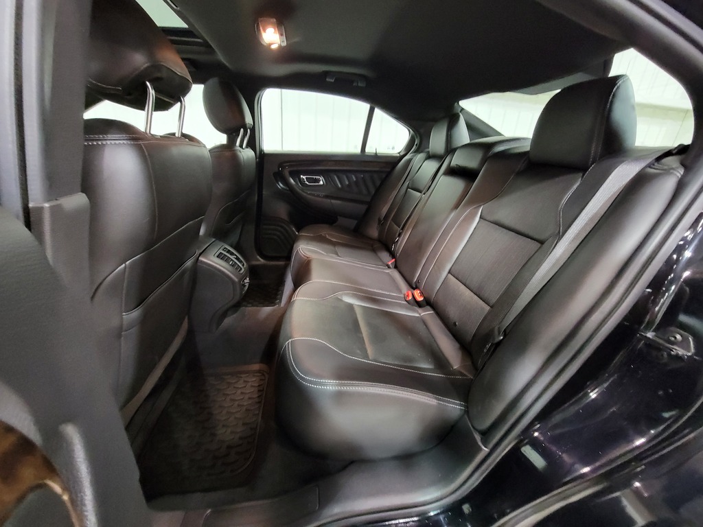 Ford Taurus 2019