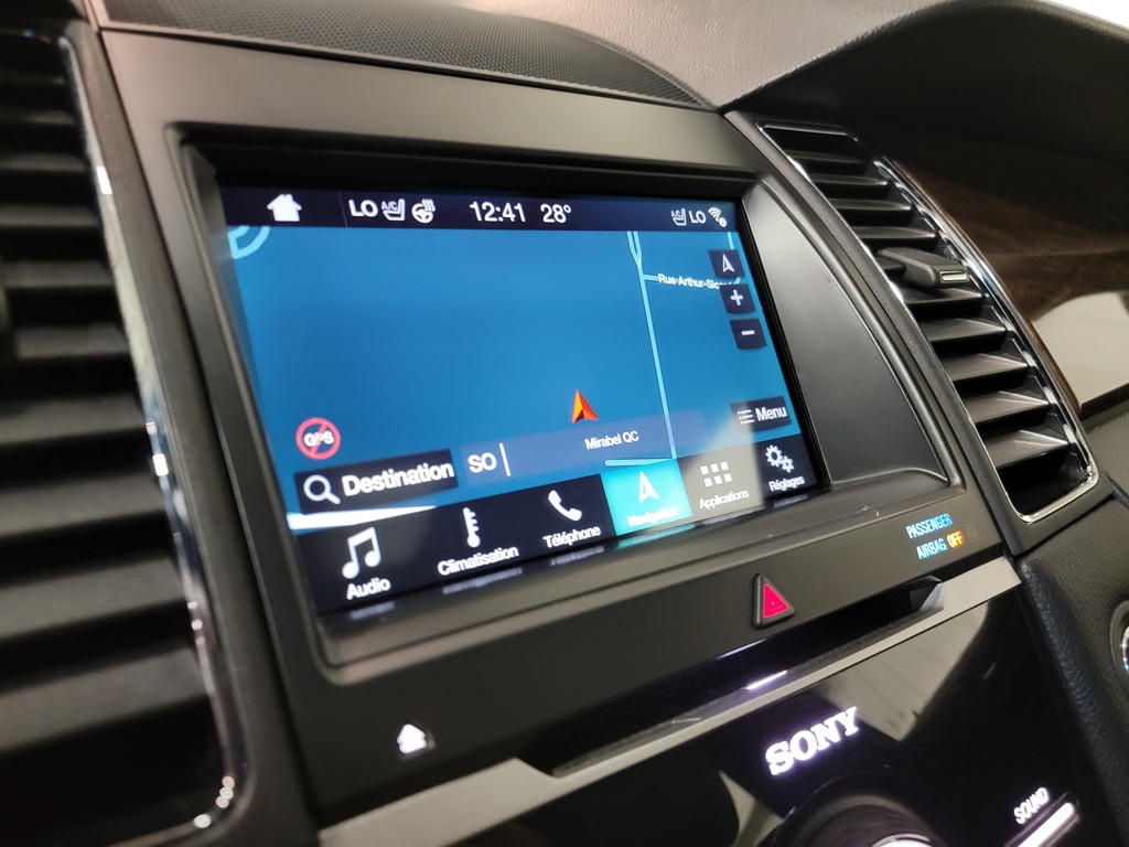 Ford Taurus 2019