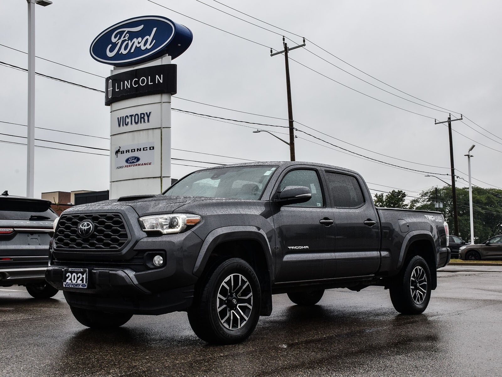 2021 Toyota Tacoma Blind-Spot Detection | Lane Keeping