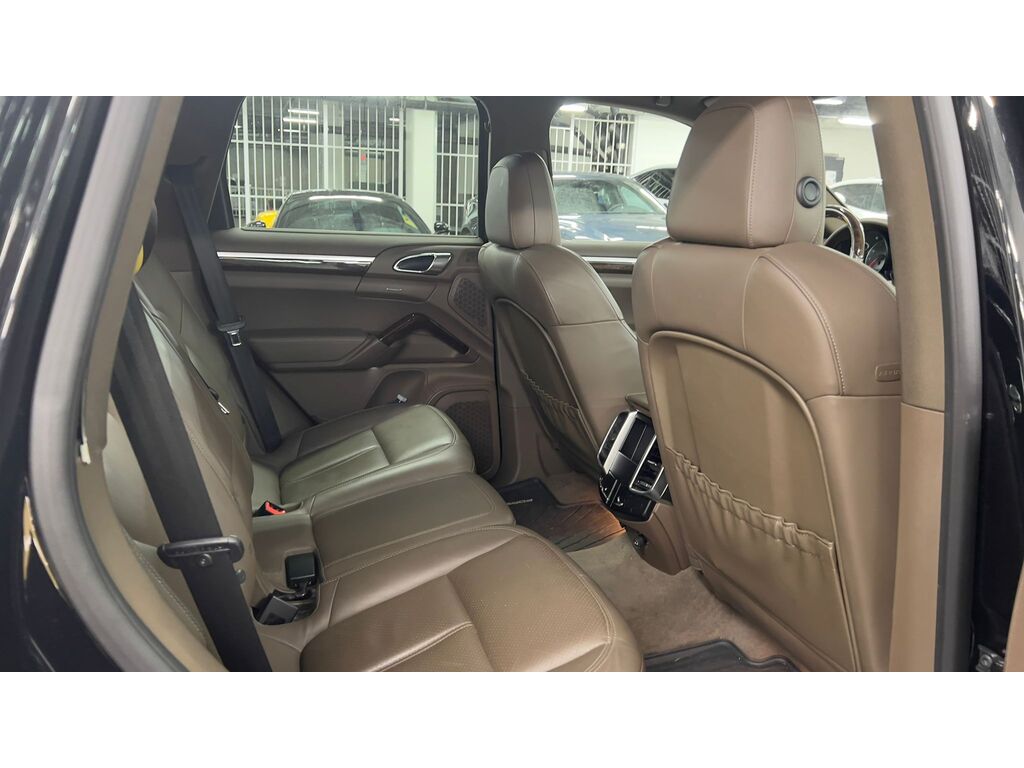 2013 Porsche Cayenne S, Vancouver, Cash