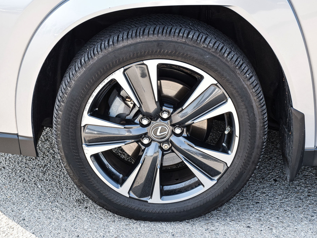 2024 Lexus UX 250h UX 250h, Toronto, Cash