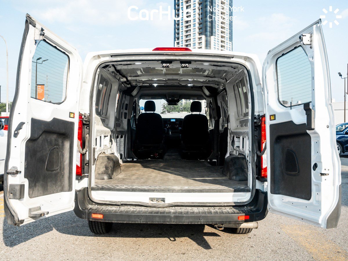 2022 Ford Transit Cargo Van