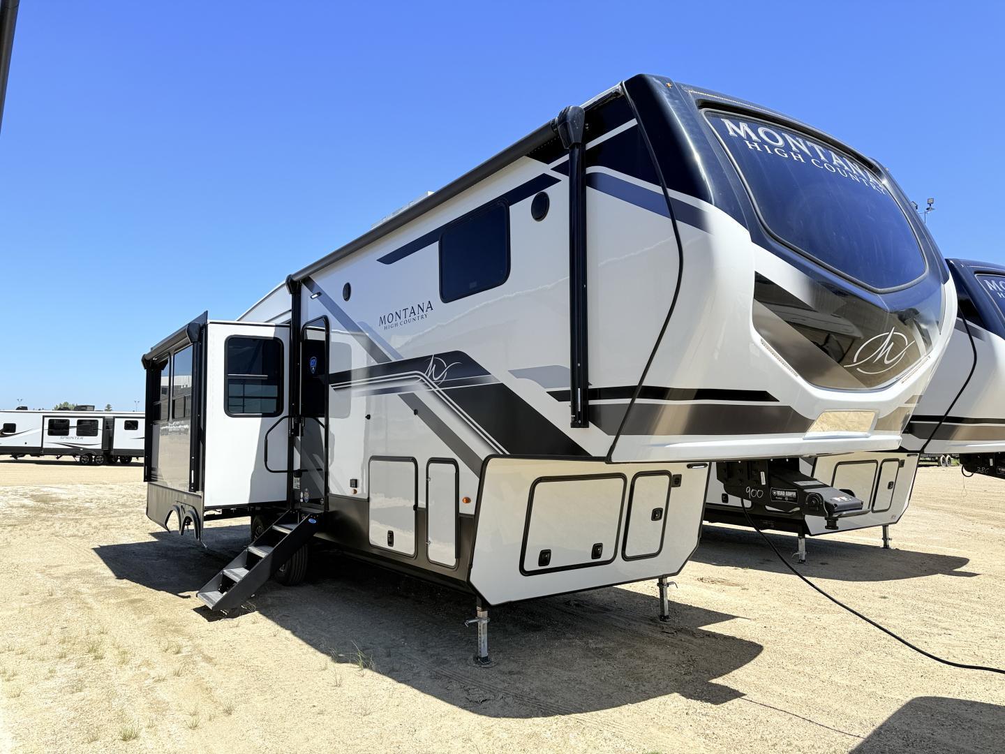 2025 Keystone RV Montana High Country 295 RL
