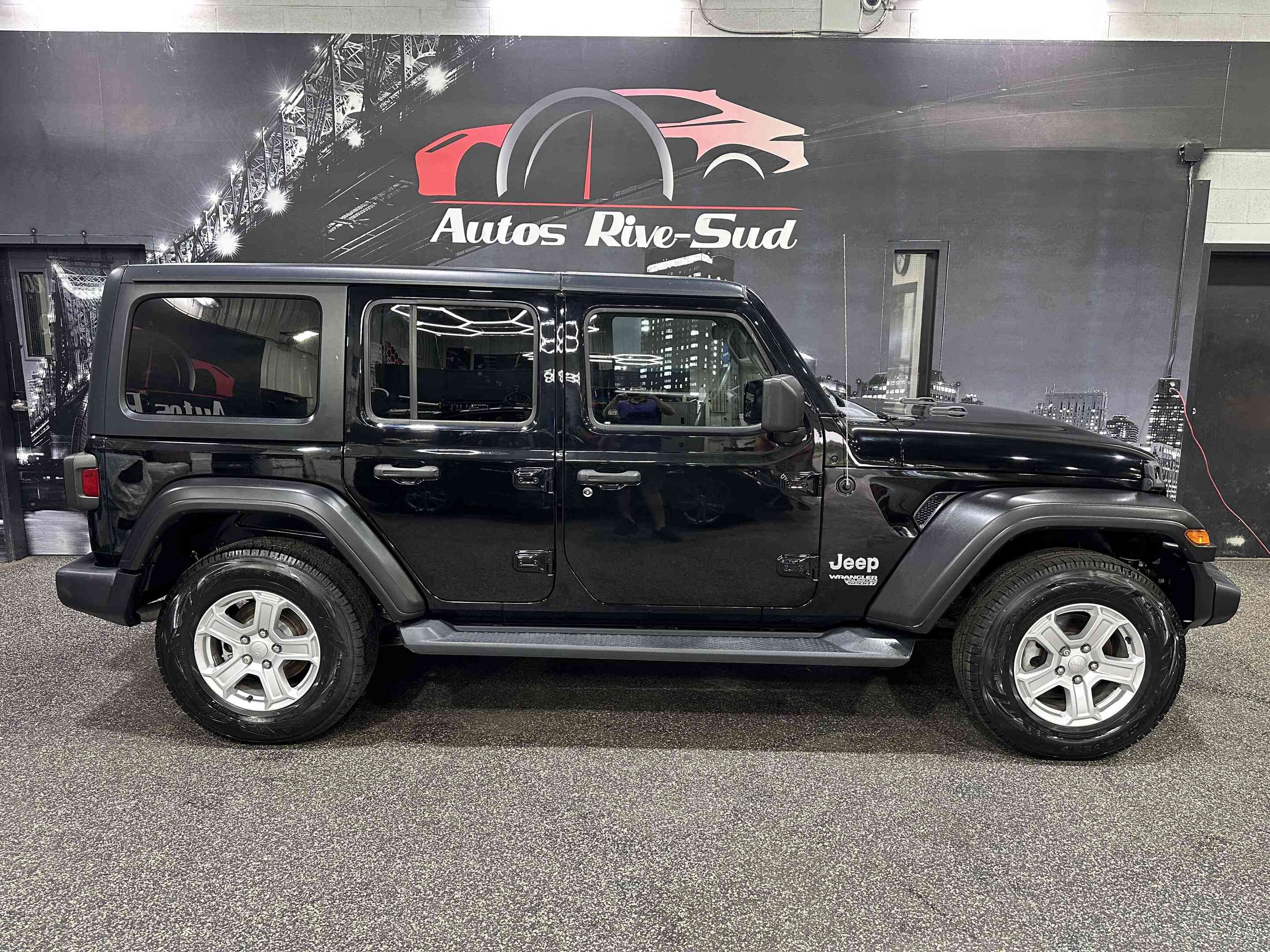 2019 Jeep WRANGLER UNLIMITED Sport 4x4