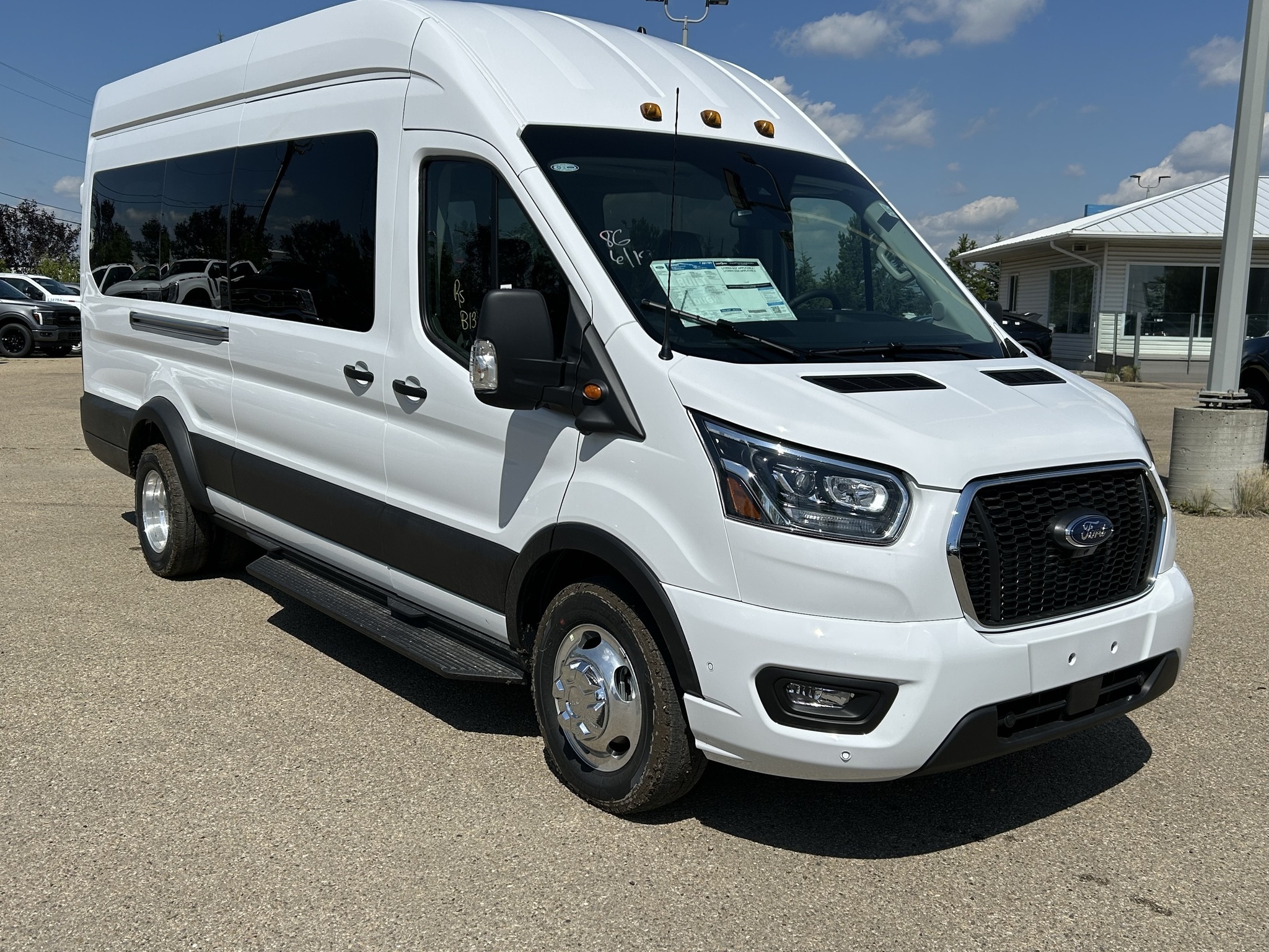 2025 Ford Transit Passenger Wagon