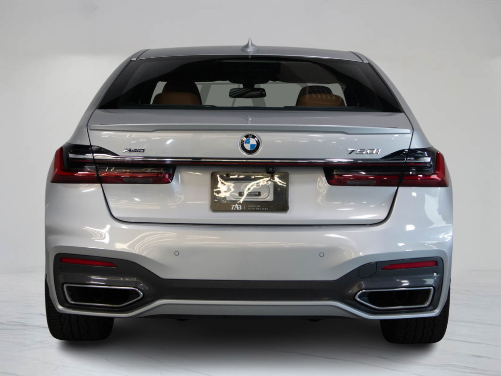 2020 BMW 750i xDrive, 多伦多, 全款车