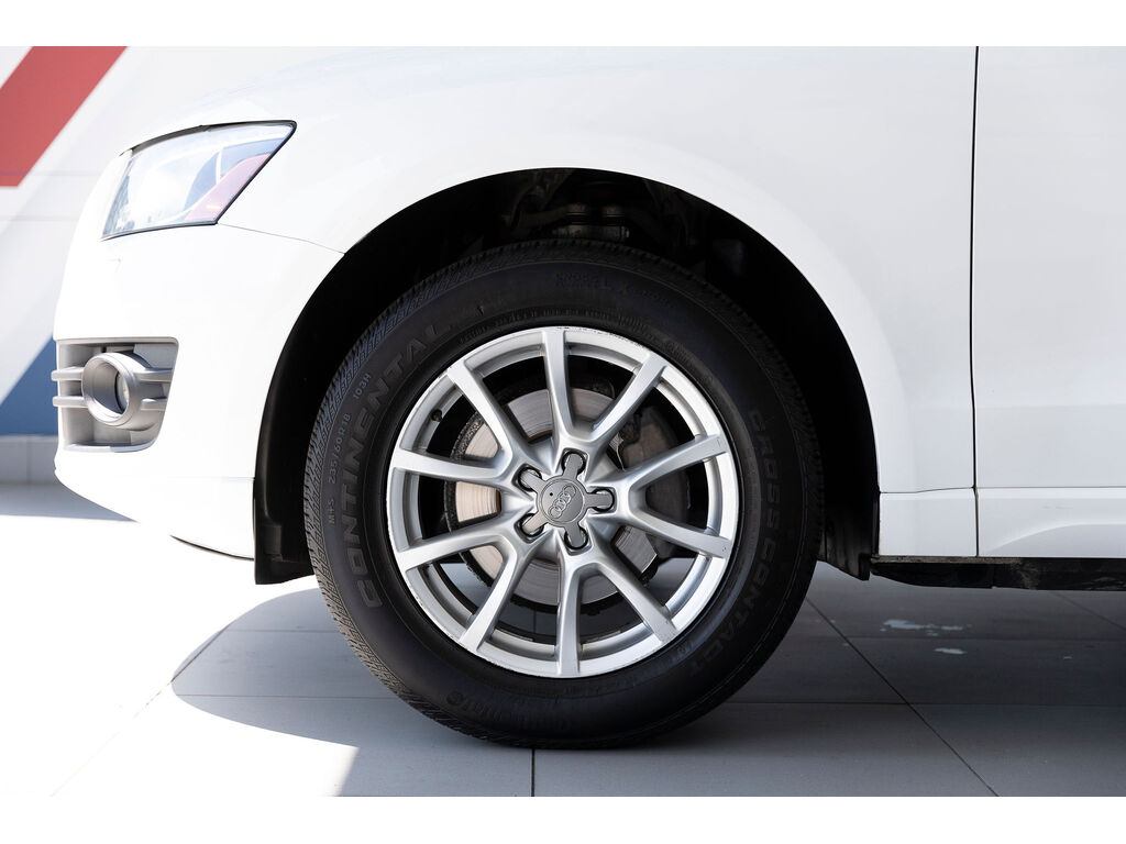2011 Audi Q5 2.0T Premium Plus, Vancouver, Cash