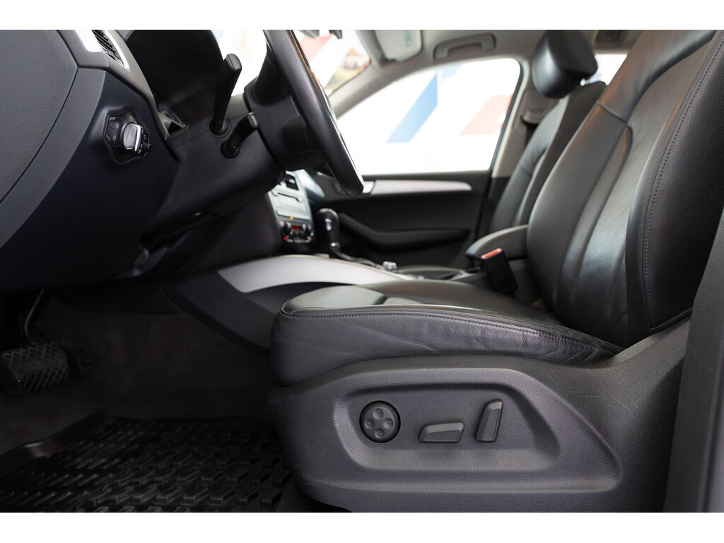 2011 Audi Q5 2.0T Premium Plus, Vancouver, Cash