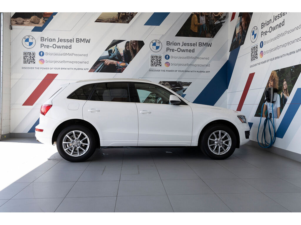 2011 Audi Q5 2.0T Premium Plus, Vancouver, Cash