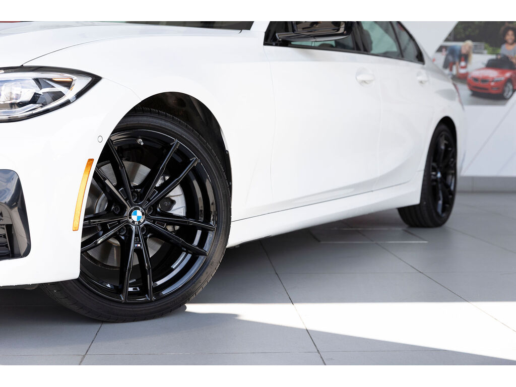 2021 BMW 330i xDrive, Vancouver, Cash
