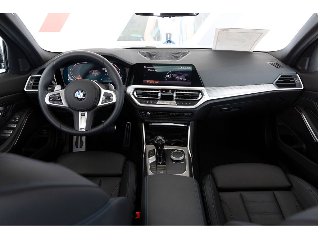 2021 BMW 330i xDrive, Vancouver, Cash