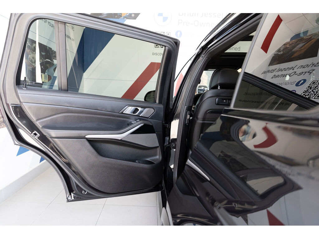 2019 BMW X7 xDrive40i, Vancouver, Cash