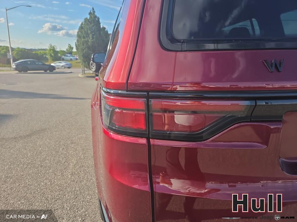 2024 Jeep Wagoneer Series II Carbide, Toronto, Cash