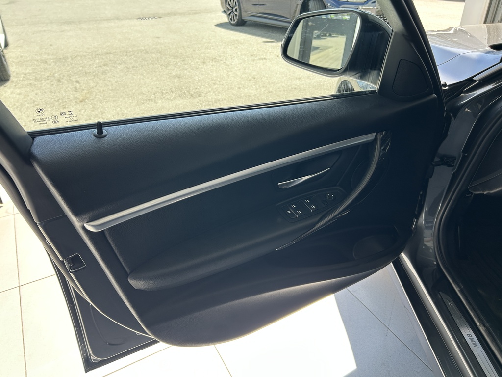 2018 BMW 330i xDrive, 温哥华, 全款车