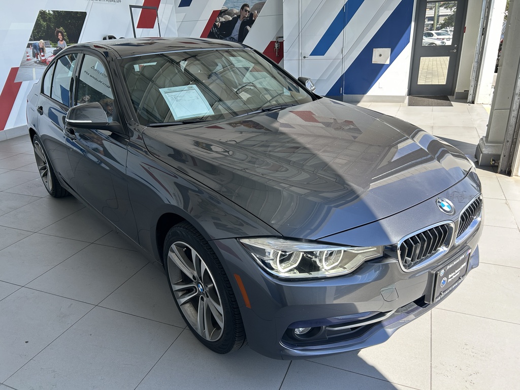 2018 BMW 330i xDrive, 温哥华, 全款车