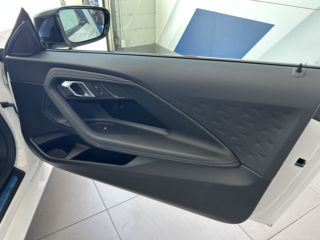 2025 BMW 230i xDrive, 温哥华, 全款车