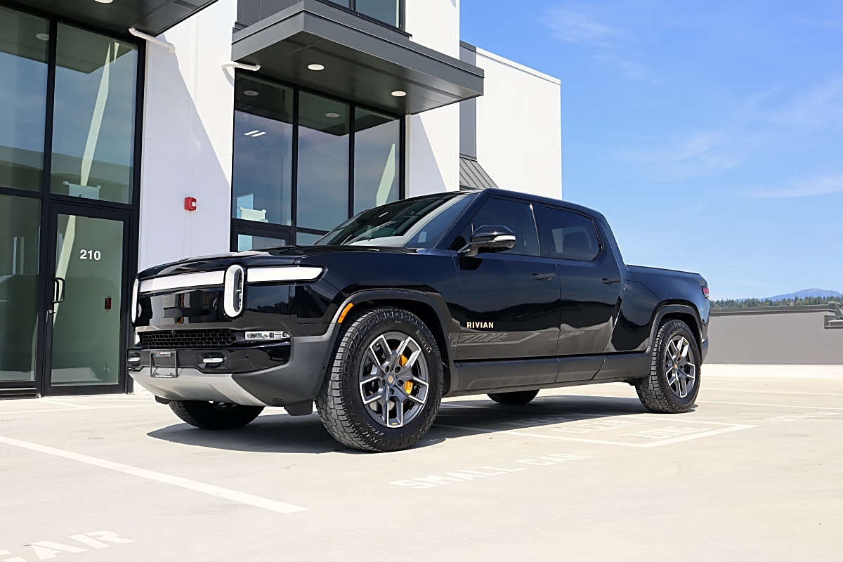 2022 Rivian R1T 
