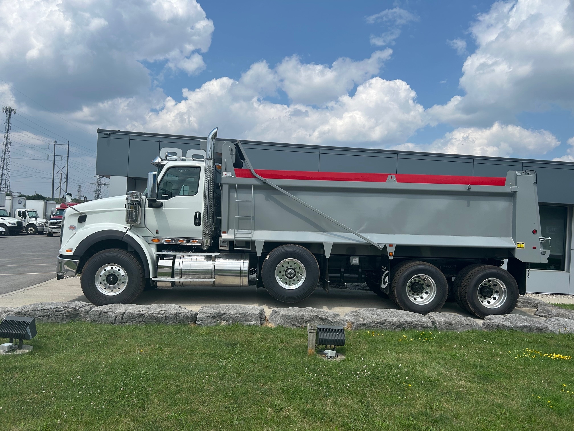 2026 International HX620