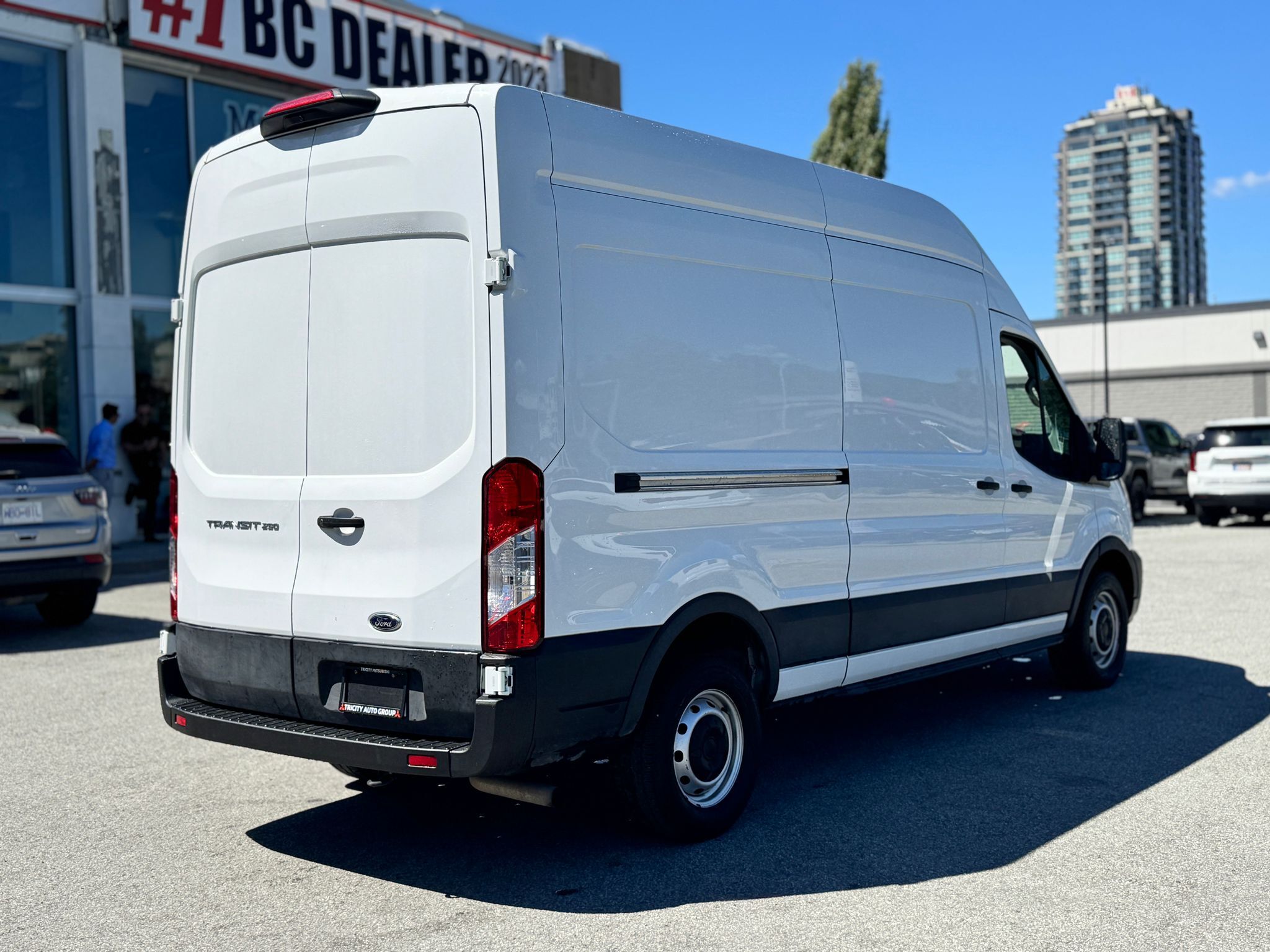 2023 Ford Transit Cargo Van