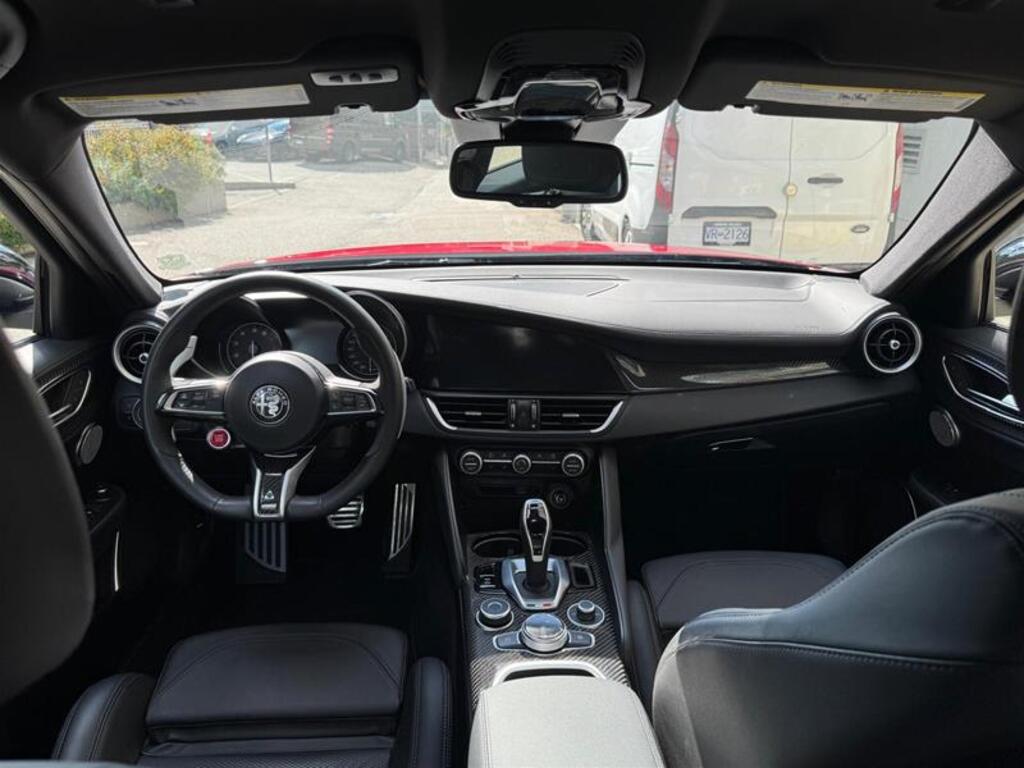 2023 Alfa Romeo Giulia Quadrifoglio RWD, Vancouver, Cash