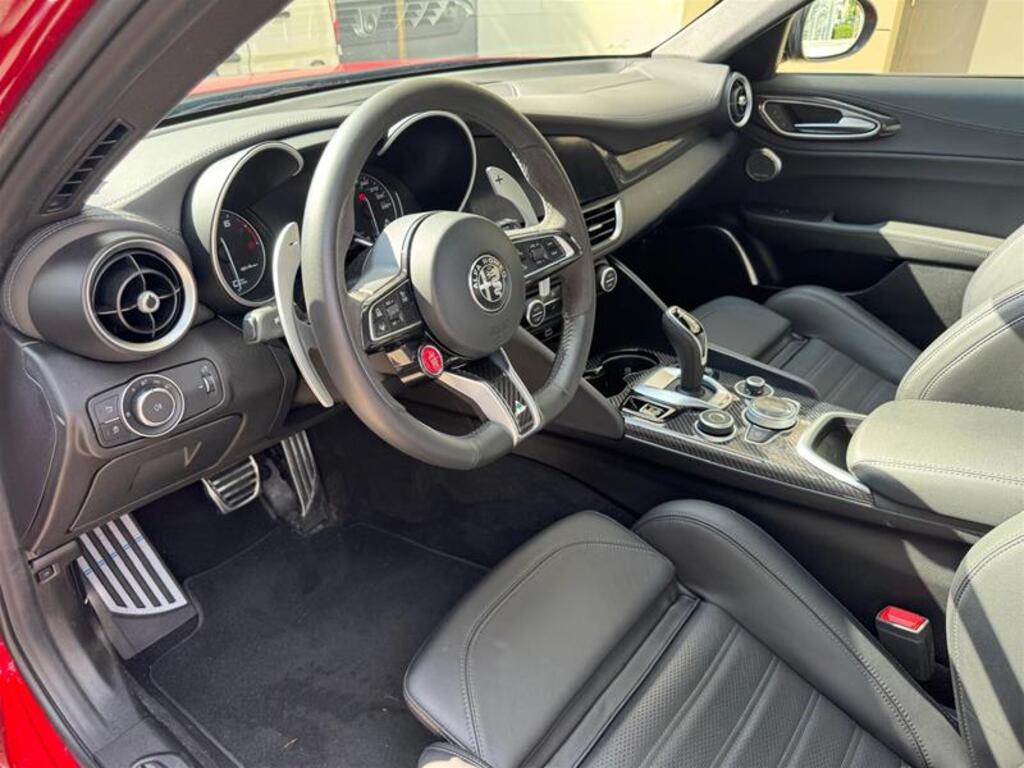 2023 Alfa Romeo Giulia Quadrifoglio RWD, Vancouver, Cash