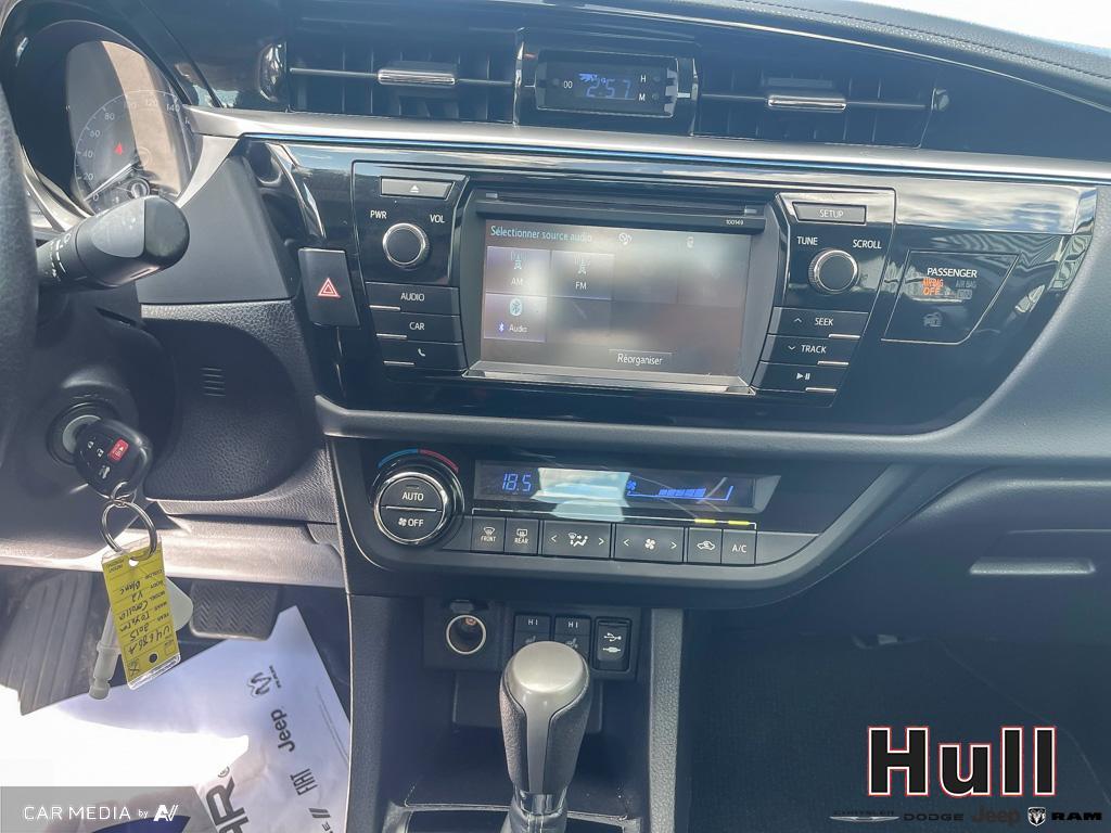 2015 Toyota Corolla 4dr Sdn CVT LE, 多伦多, 全款车