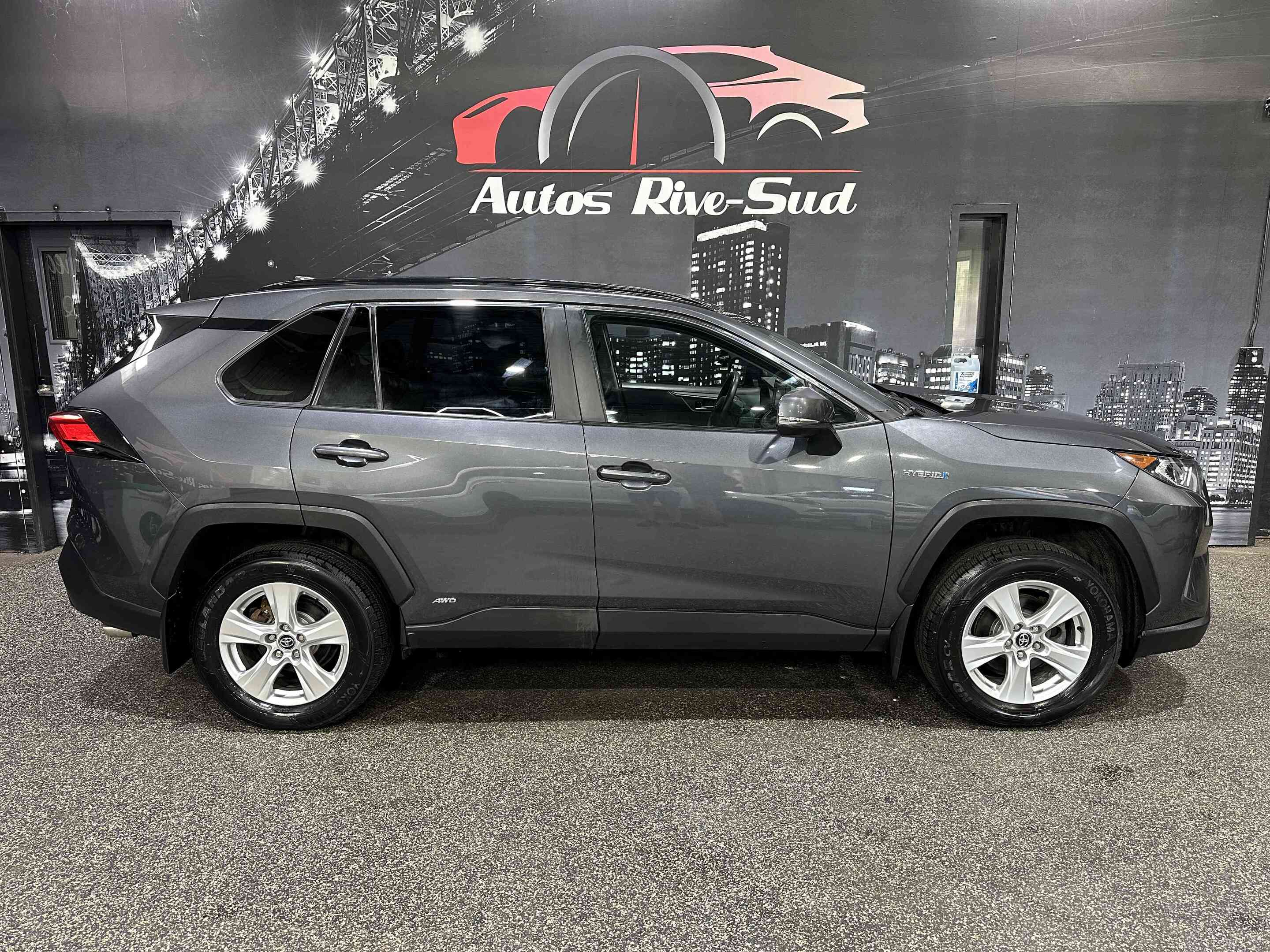 2020 Toyota RAV4 Hybrid XLE AWD