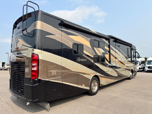 2013 Forest River BERKSHIRE 390BH