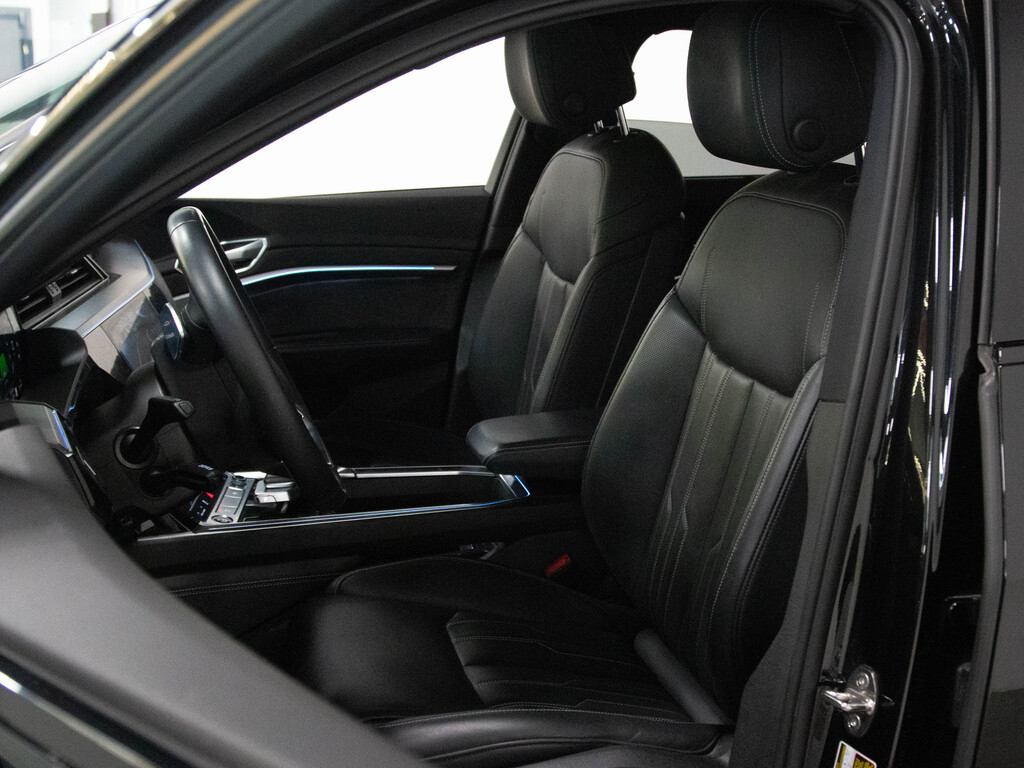 2021 Audi e-tron 55 Technik, Toronto, Cash