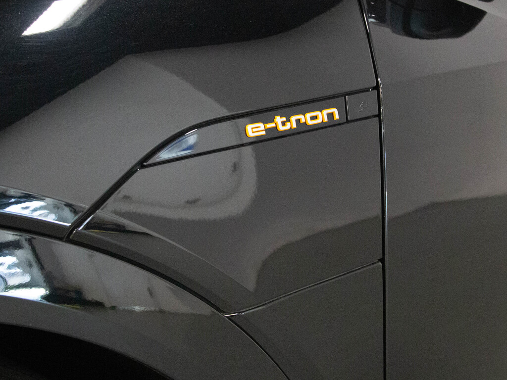2021 Audi e-tron 55 Technik, Toronto, Cash