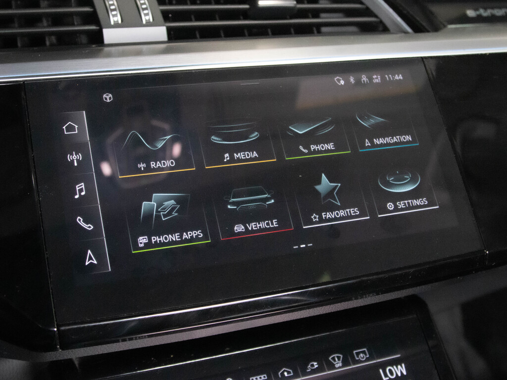 2021 Audi e-tron 55 Technik, Toronto, Cash