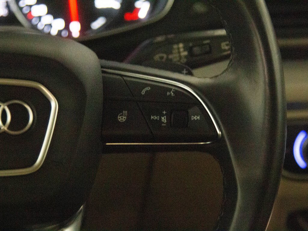 2022 Audi Q5 45 Komfort, Toronto, Cash