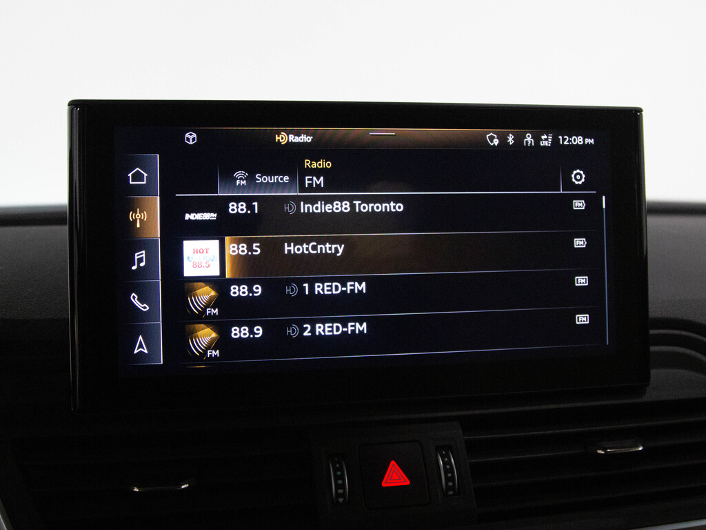 2022 Audi Q5 45 Komfort, Toronto, Cash