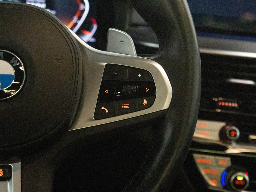 2023 BMW 530i xDrive, 多伦多, 全款车