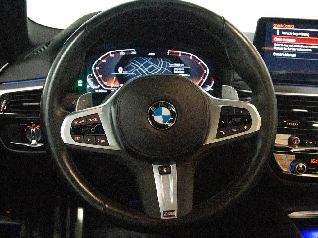 2023 BMW 530i xDrive, 多伦多, 全款车
