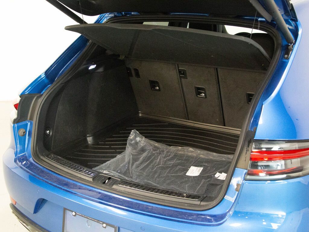 2021 Porsche Macan S, Toronto, Cash