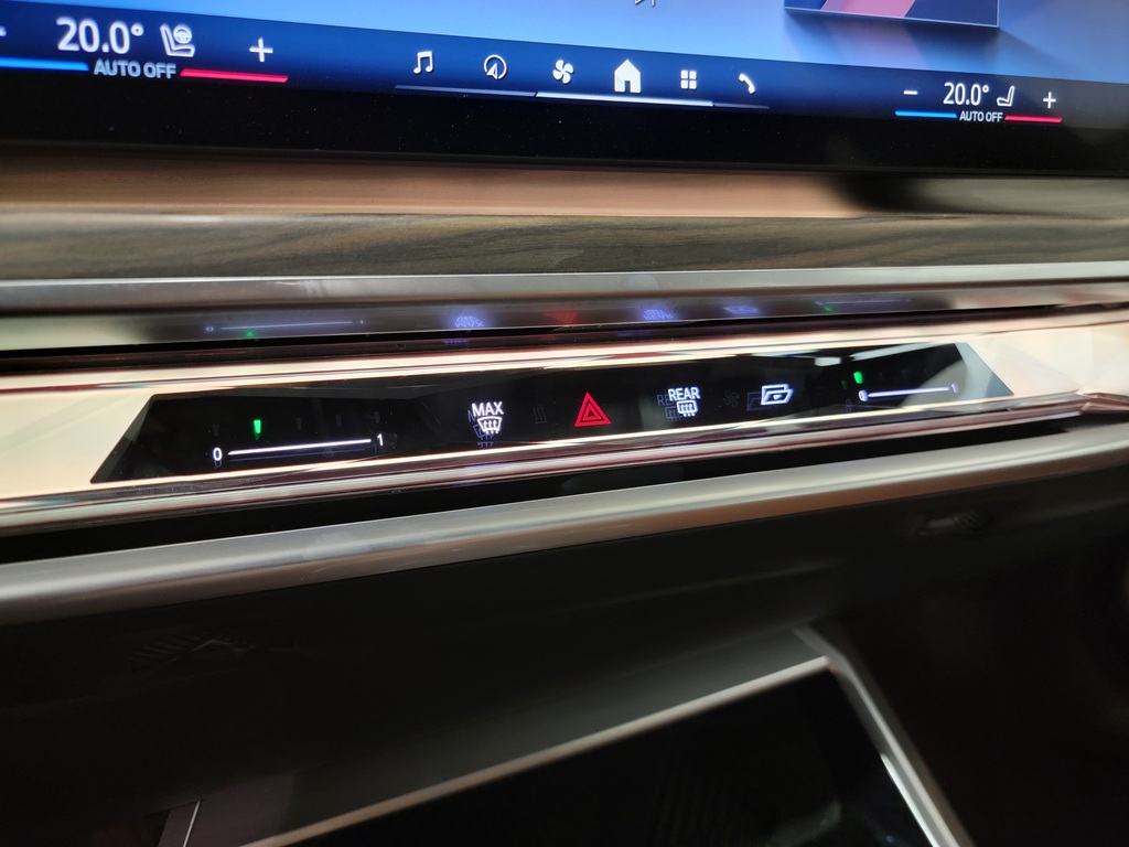 BMW i7 2023