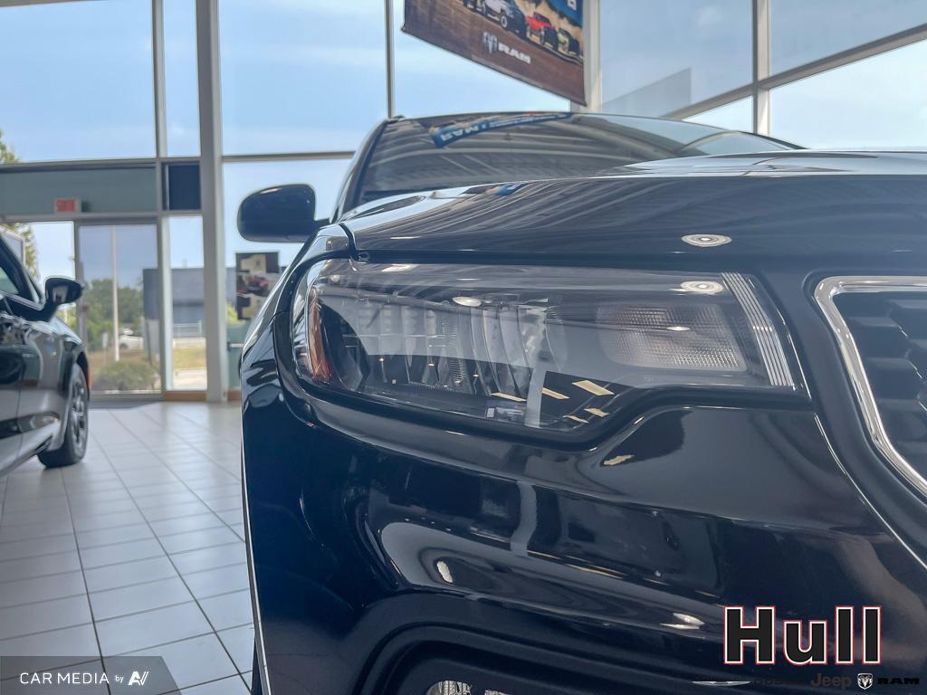 2025 Jeep Compass North, Toronto, Cash